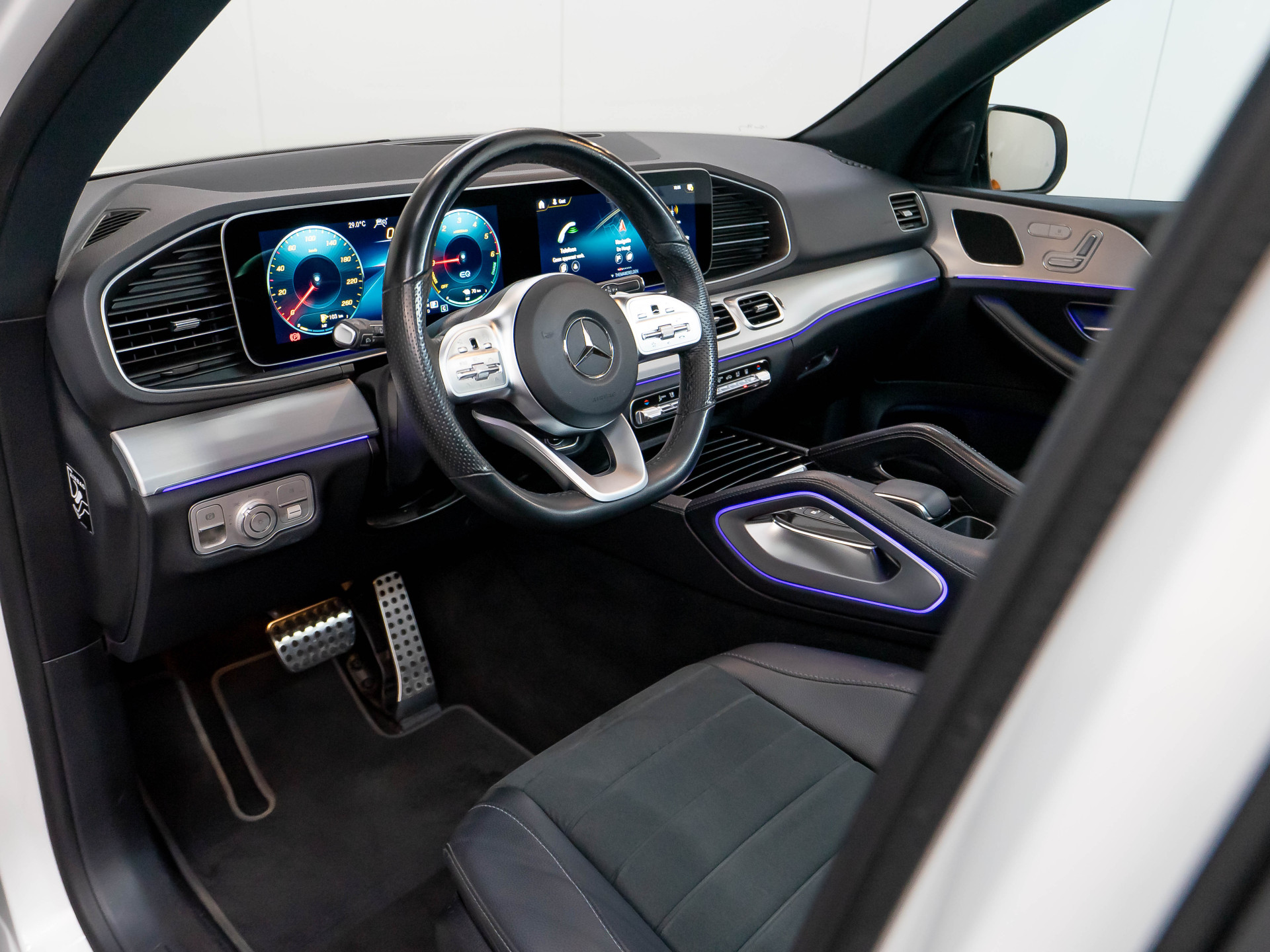 Mercedes-Benz GLE GLE 350 de 4MATIC AMG Line | NIGHT | BTW auto 45353730-2.jpg | Partner Website