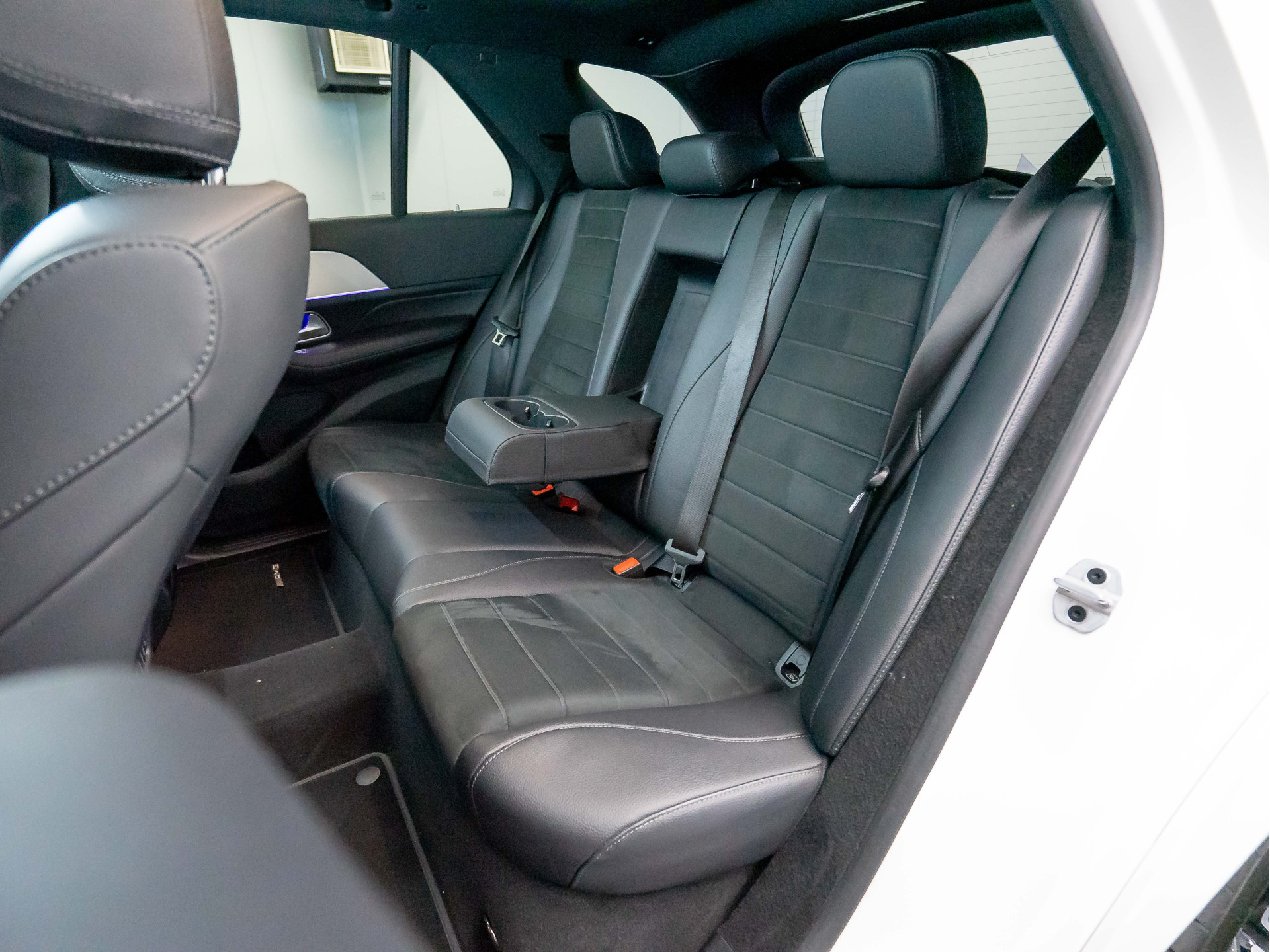 Mercedes-Benz GLE GLE 350 de 4MATIC AMG Line | NIGHT | BTW auto 45353730-21.jpg | Partner Website