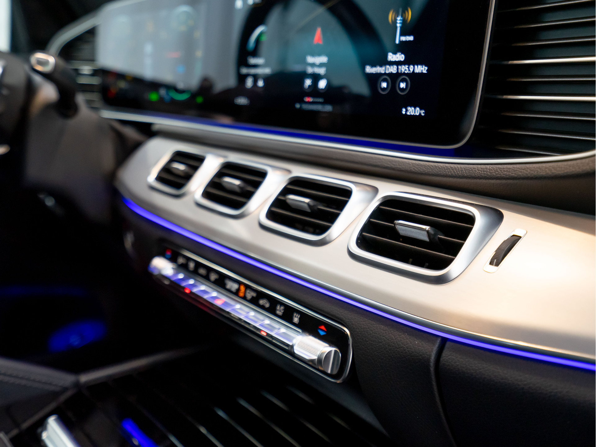 Mercedes-Benz GLE GLE 350 de 4MATIC AMG Line | NIGHT | BTW auto 45353730-23.jpg | Partner Website