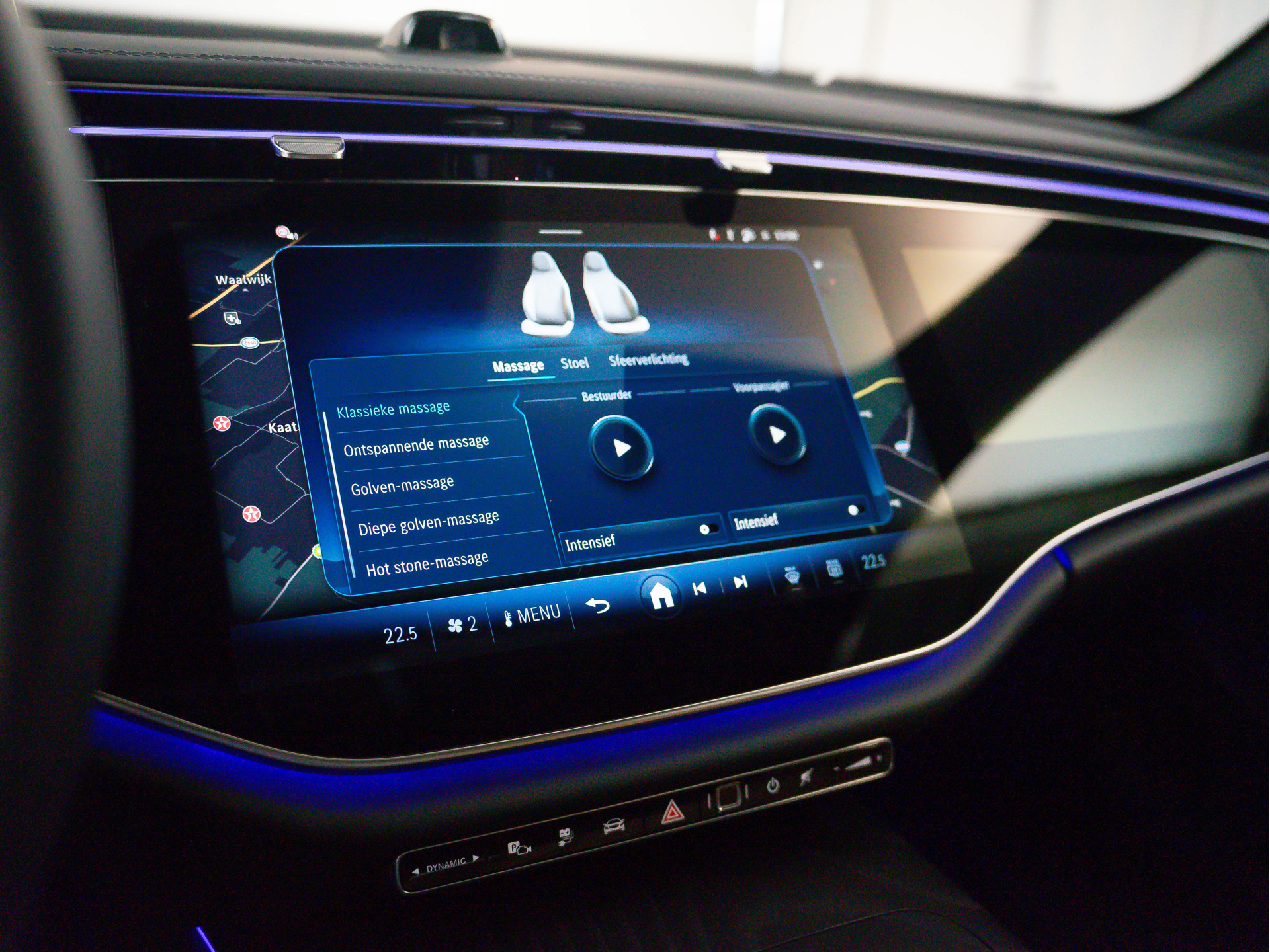 Mercedes-Benz E-Klasse Estate E 300 e Luxury Line | Superscreen | Burmester | Head up | Memory | Trekhaak 48055217-10.jpg | Partner Website