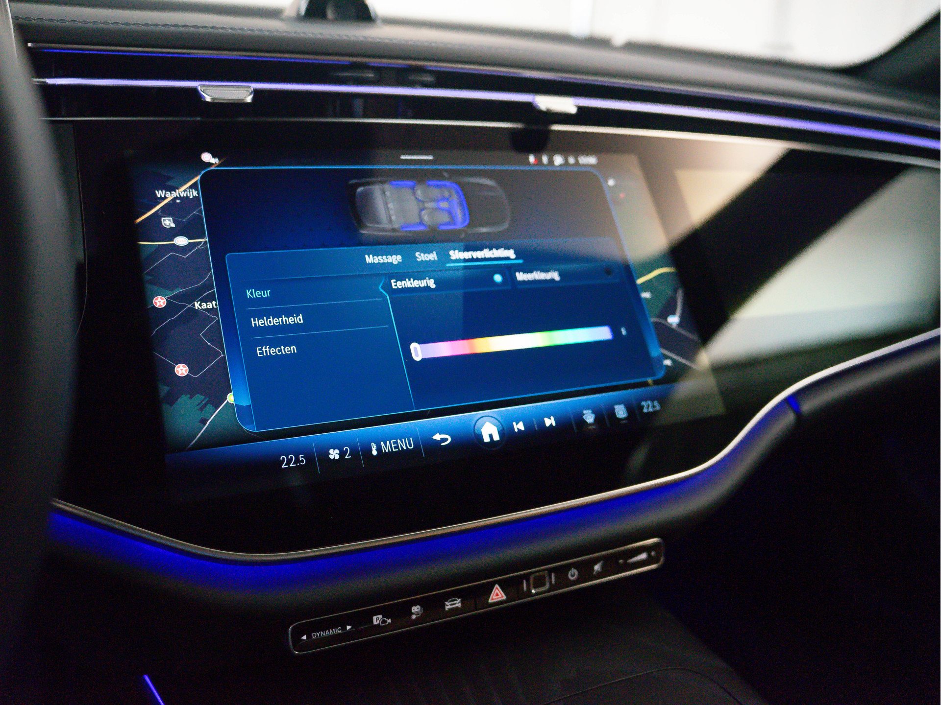 Mercedes-Benz E-Klasse Estate E 300 e Luxury Line | Superscreen | Burmester | Head up | Memory | Trekhaak 48055217-11.jpg | Partner Website