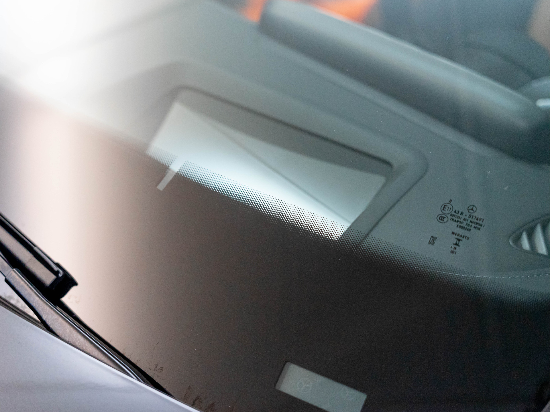 Mercedes-Benz E-Klasse Estate E 300 e Luxury Line | Superscreen | Burmester | Head up | Memory | Trekhaak 48055217-14.jpg | Partner Website