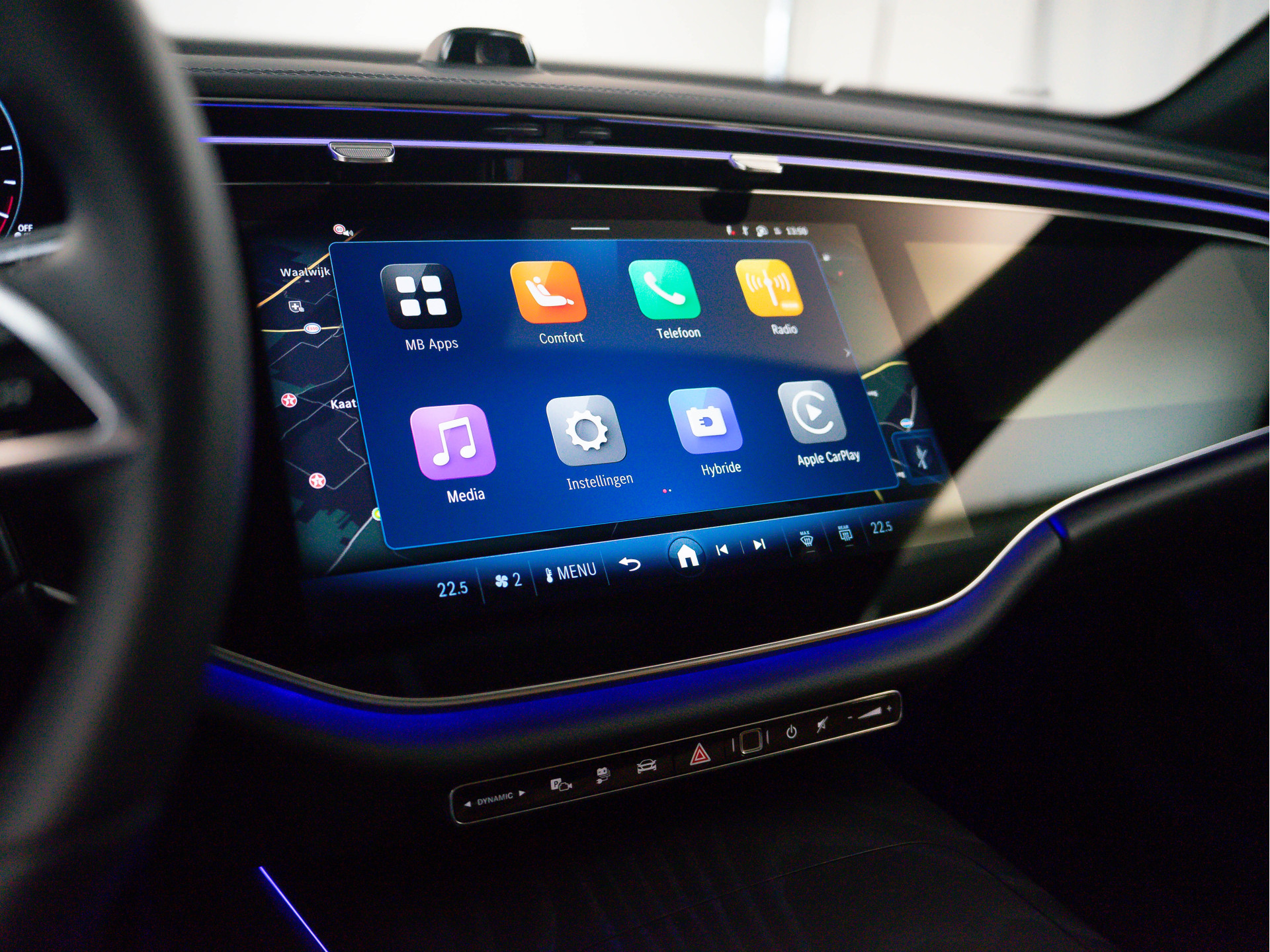 Mercedes-Benz E-Klasse Estate E 300 e Luxury Line | Superscreen | Burmester | Head up | Memory | Trekhaak 48055217-9.jpg | Partner Website